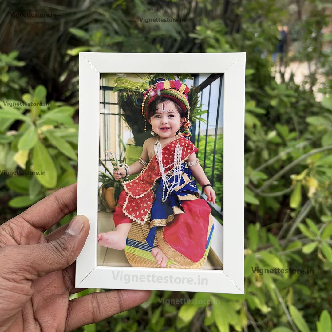 white photo frame